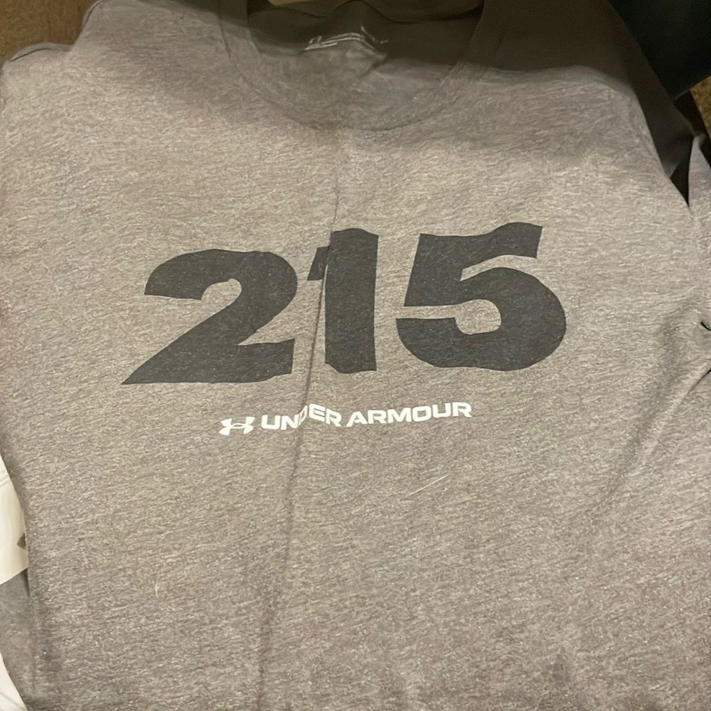 Men’s Under Armour T shirt